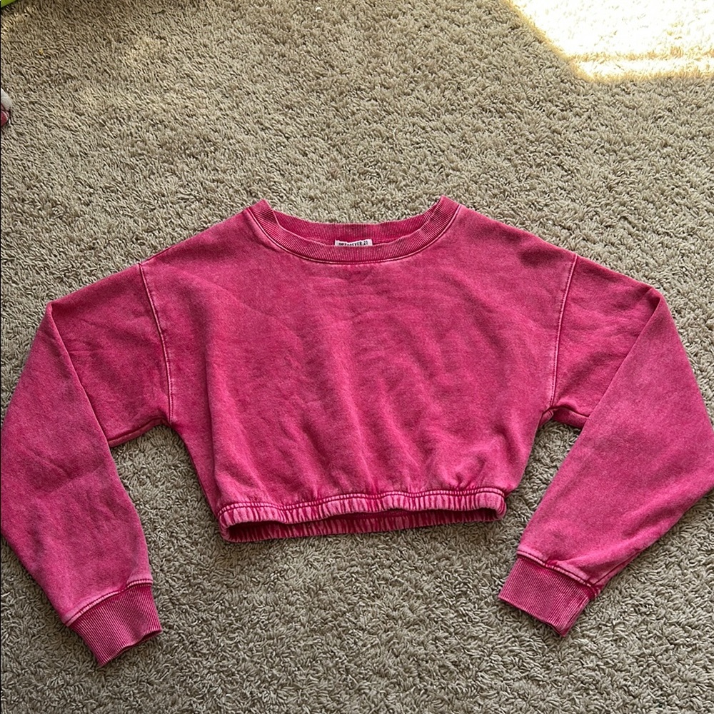Forever 21 Pink Cropped Sweatshirt